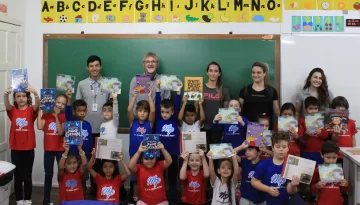 Projeto Leitura de Histórias em Casa