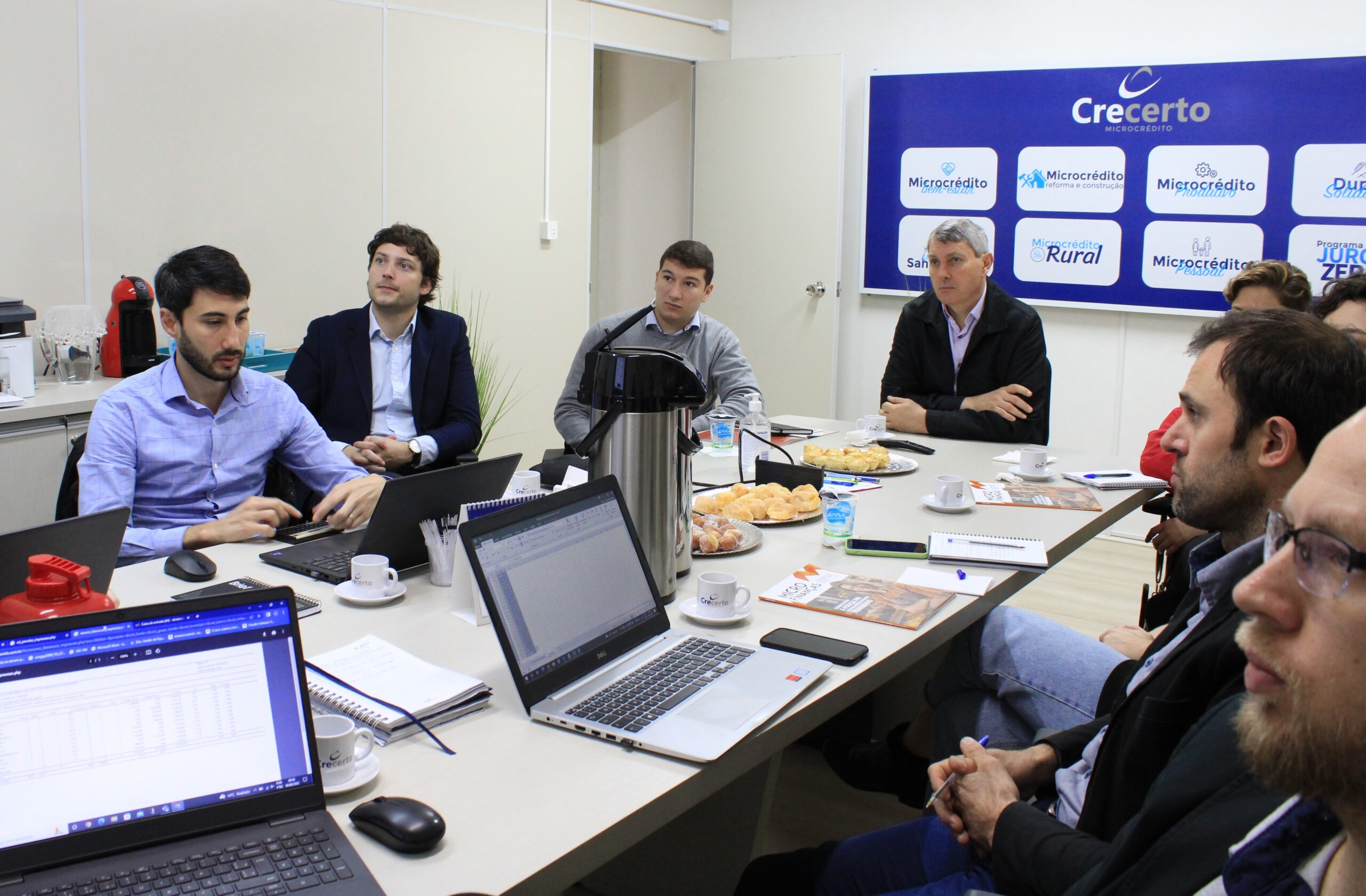 Oikocredit – Cooperativa mundial de crédito visita a Crecerto