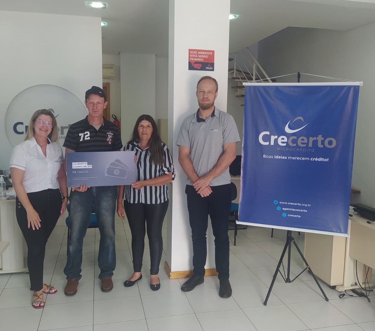 Vencedor do Concurso Empreendedor Destaque recebe prêmio