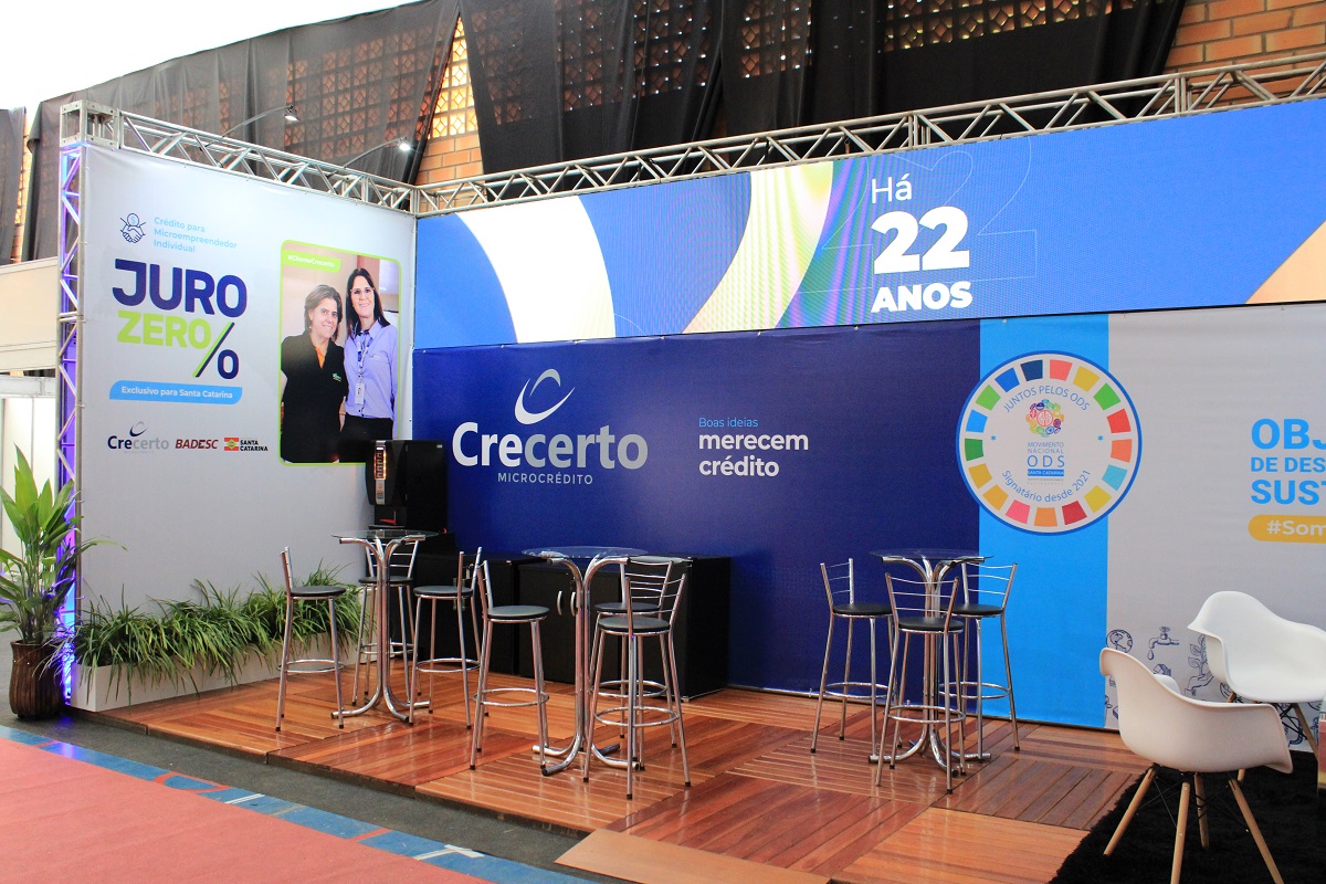 Crecerto na Expo Concórdia 2023 – Estande com telão de LED