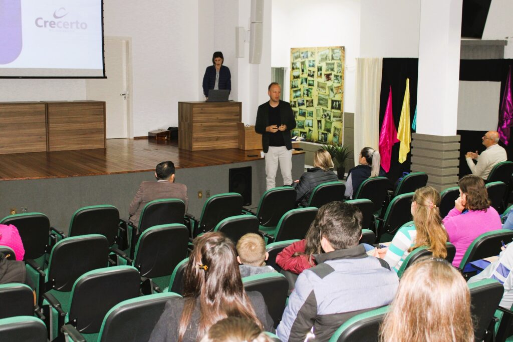 Crecerto Participa da Semana do MEI 2024 com Enfoque em Educação e Planejamento Financeiro