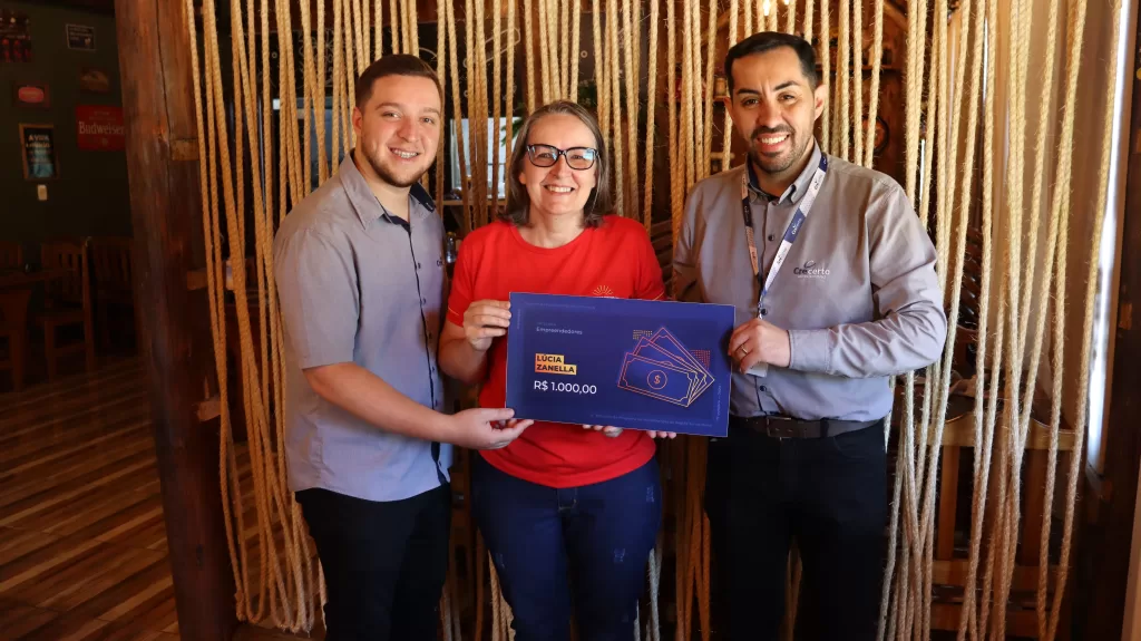 Crecerto se Destaca em Prêmios de Microcrédito com Agente e Empreendedora do Ano