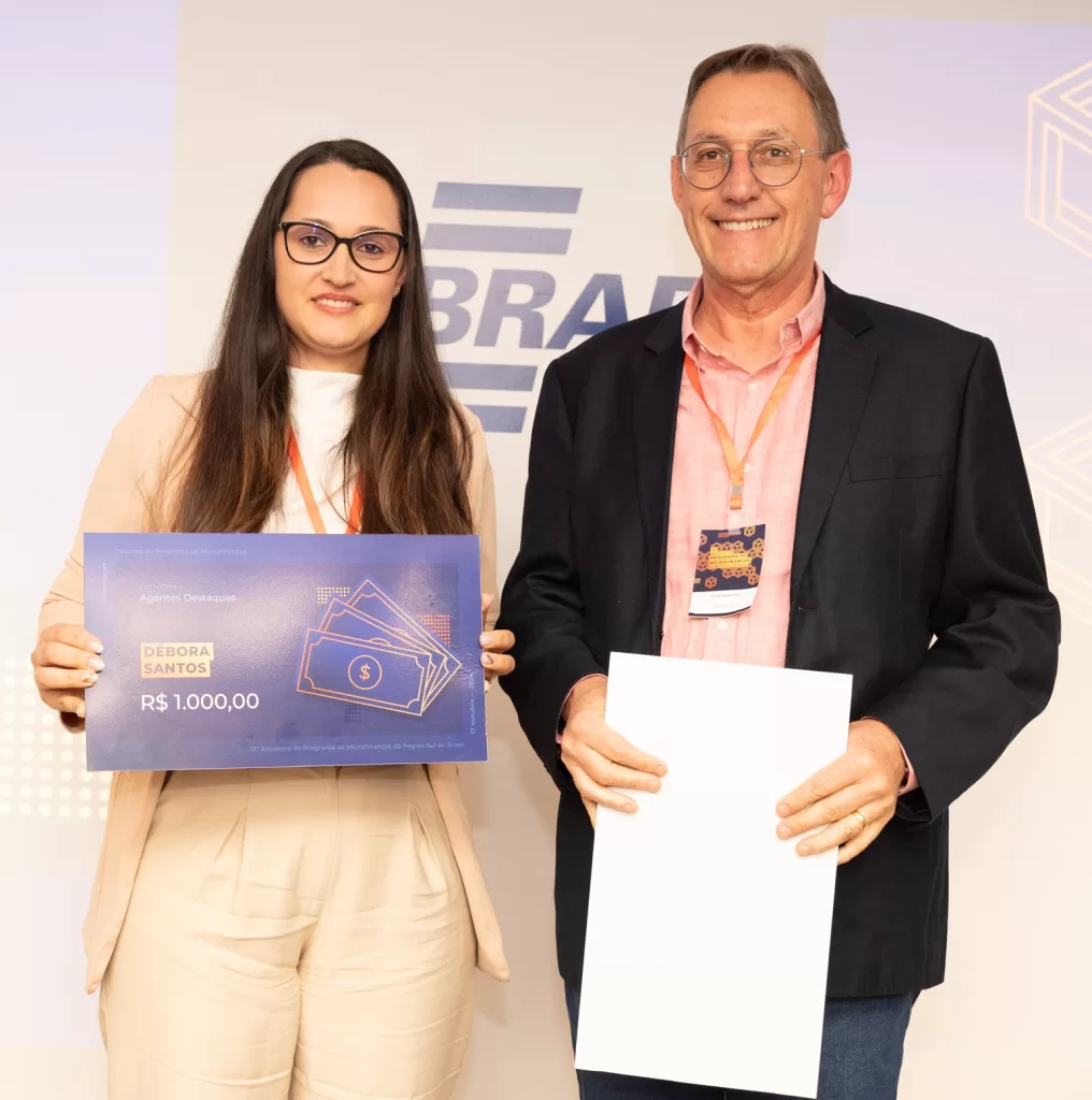 Crecerto se Destaca em Prêmios de Microcrédito com Agente e Empreendedora do Ano