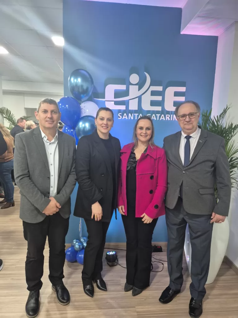 Crecerto prestigia inauguração da nova sede do CIEE em Concórdia
