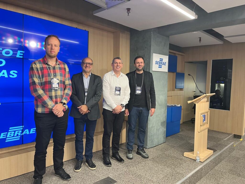 Crecerto reforça compromisso com o microcrédito no Seminário Nacional FAMPE, em São Paulo