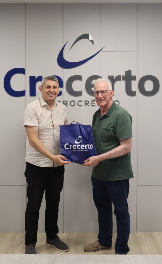 Crecerto recebe visita de João Girardi