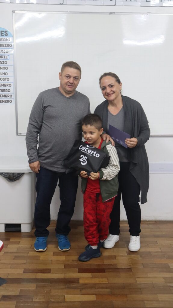 Nove anos semeando leitores: projeto já levou mais de 1,5 mil livros a crianças de Concórdia