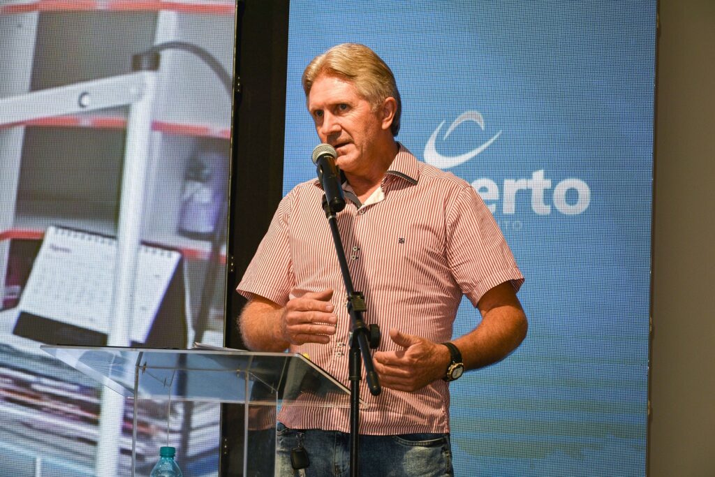 Celebração marca 25 anos da Crecerto com emoção, música e reconhecimento