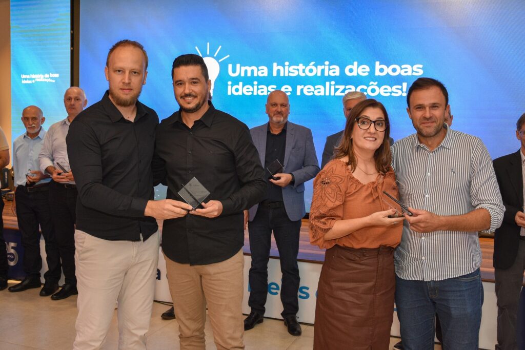 Celebração marca 25 anos da Crecerto com emoção, música e reconhecimento