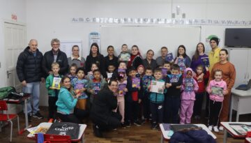 Nove anos semeando leitores: projeto já levou mais de 1,5 mil livros a crianças de Concórdia