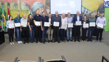 Câmara de Concórdia homenageia Crecerto pelos 25 anos de atuação