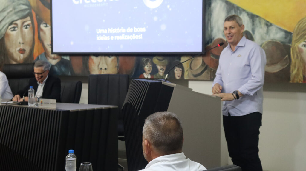 Câmara de Concórdia homenageia Crecerto pelos 25 anos de atuação