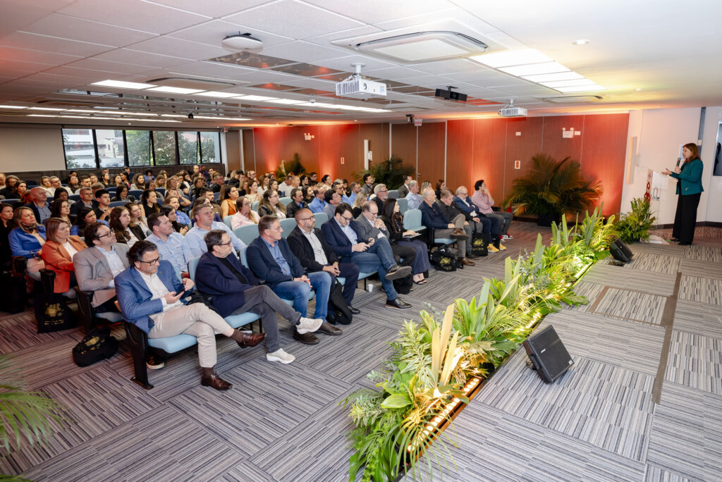 Crecerto tem dois premiados no XIº Encontro do Programa de Microfinanças da Região Sul do Brasil